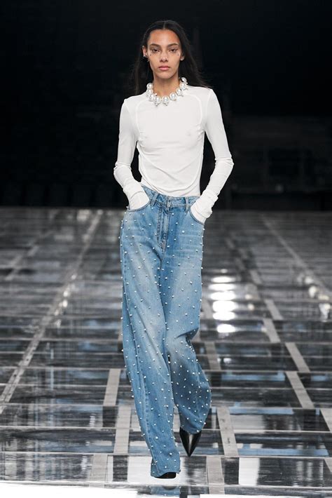givenchy vendeur